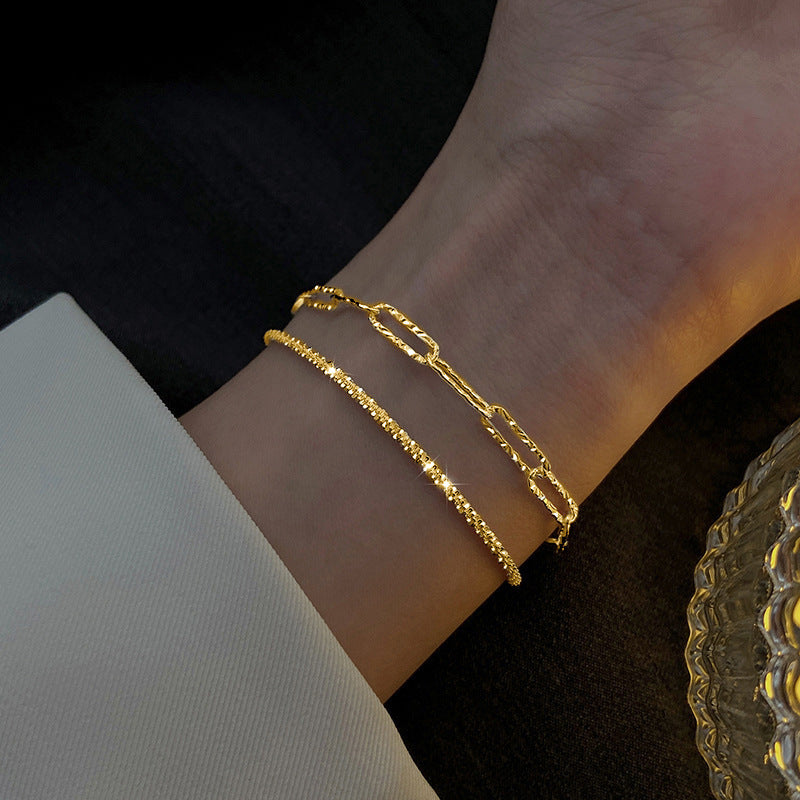 Juego de dos pulseras sencillas 
