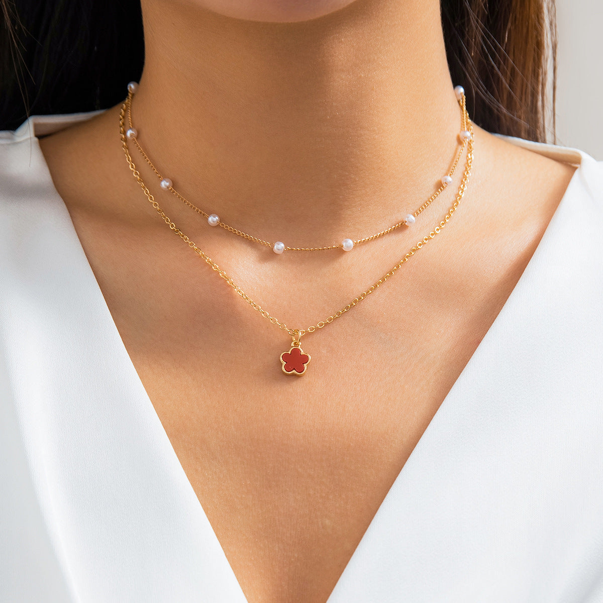 Collar sencillo de flores con cuentas de perlas de imitación 
