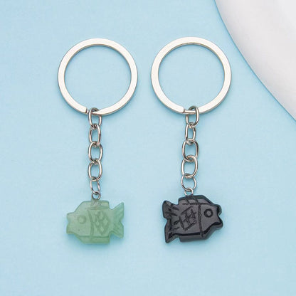 Crystal carved fish stainless steel keychain