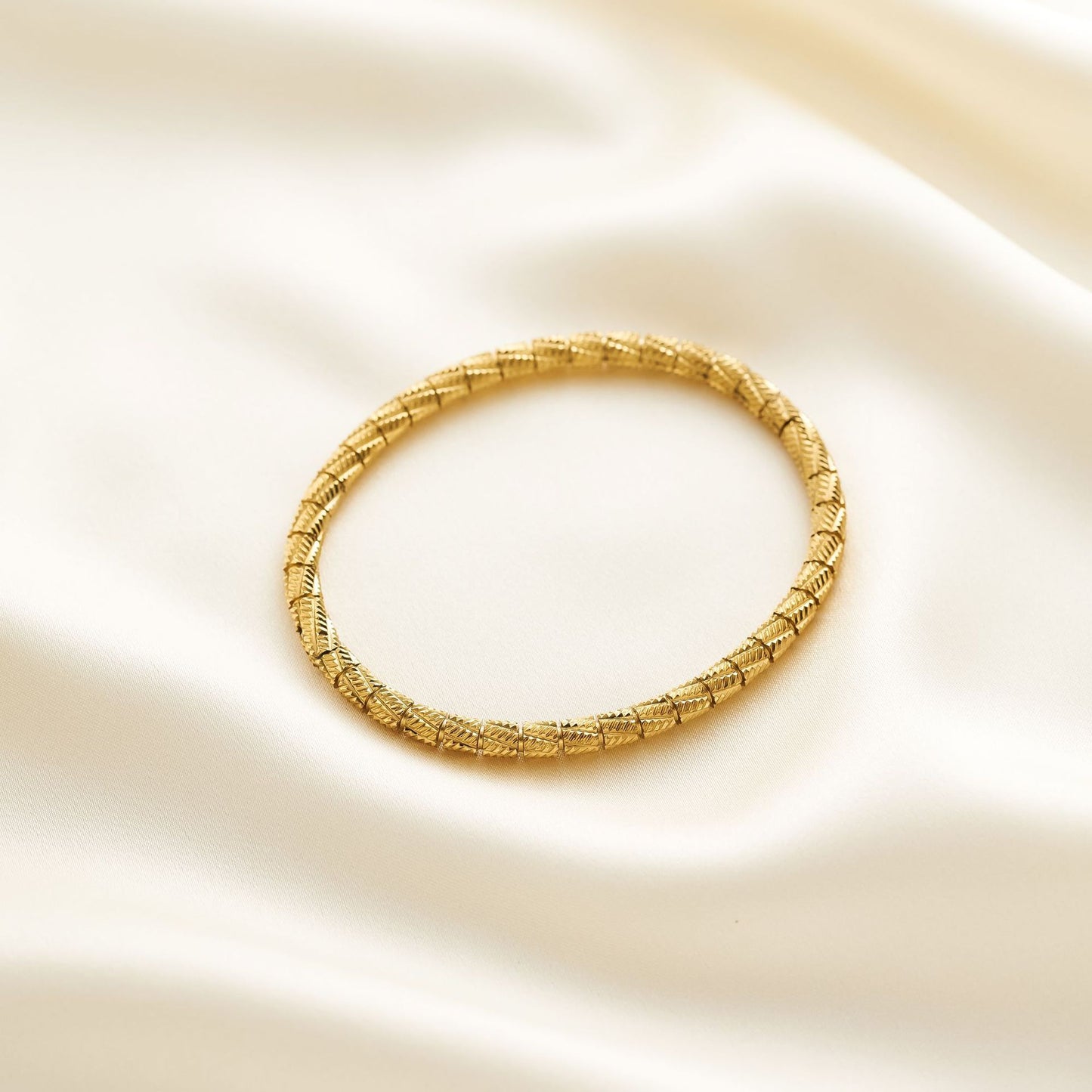 18K Gold Cylinder Bracelet