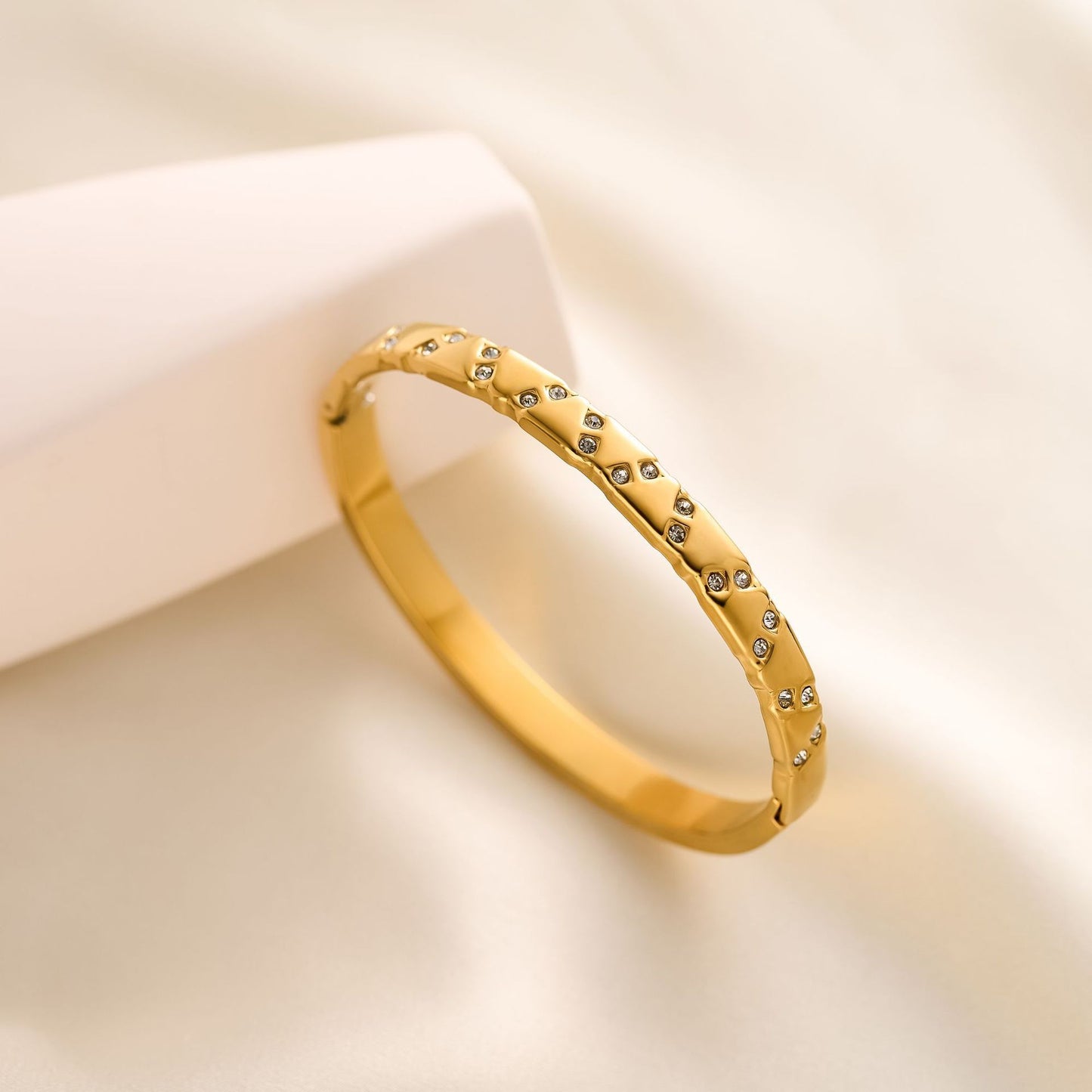 Twill Zircon Bracelet