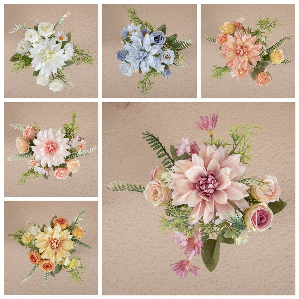 Hand-held rose flower wall flower arrangement simulation bouquet