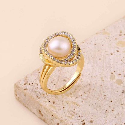 Four-leaf clover natural freshwater pearl ring