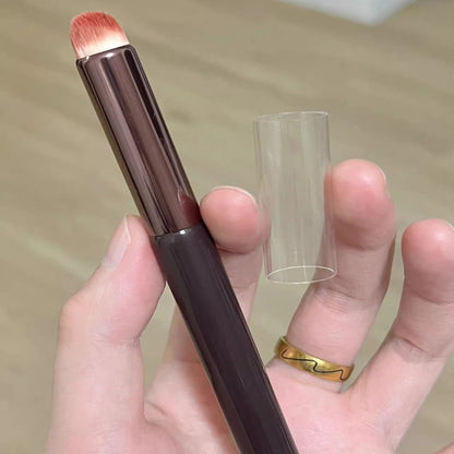 Happyrim Multifunctional Lip and Concealer Brush