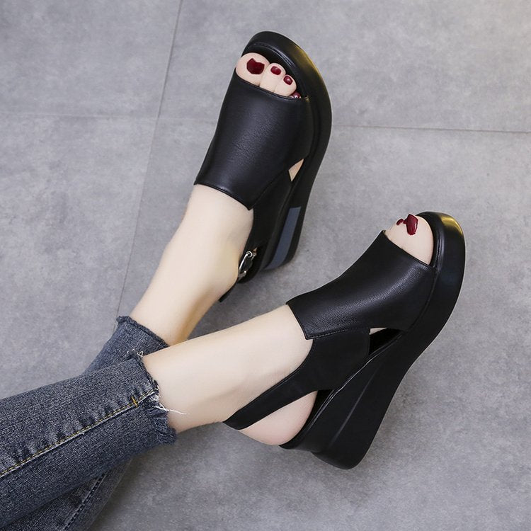 Soft leather heightening muffin shoes