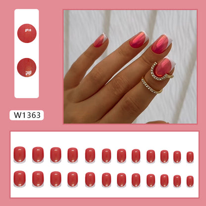 Uñas postizas francesas Aurora cortas en rojo y blanco 