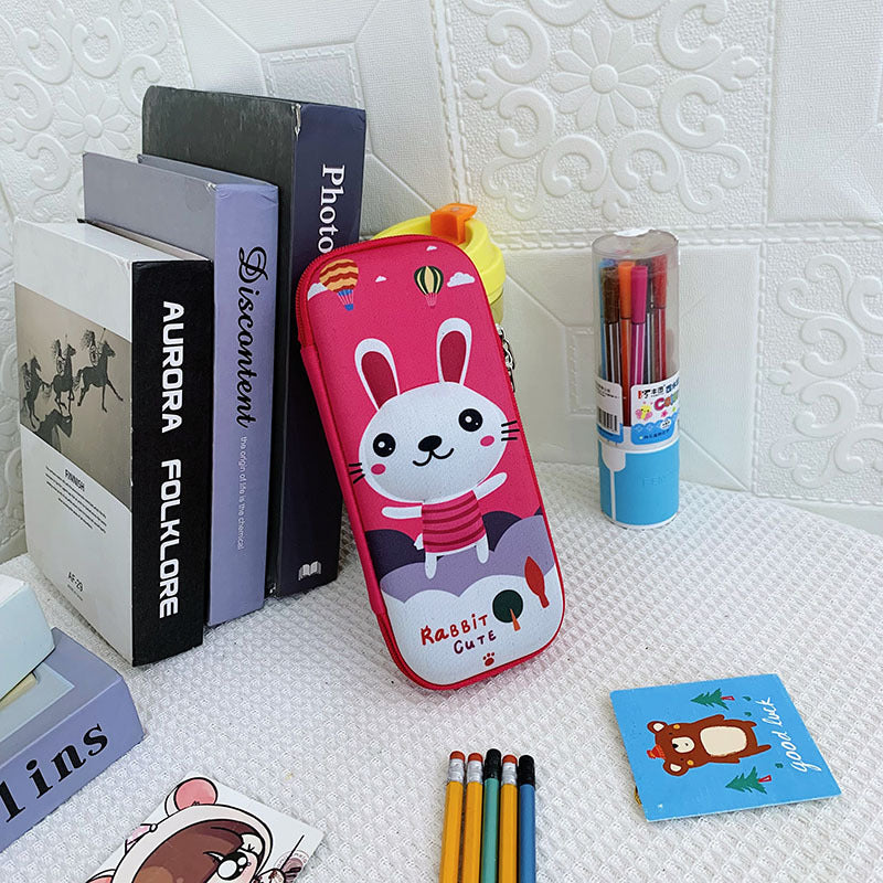 Estuche multifuncional para estudiantes de primaria. 