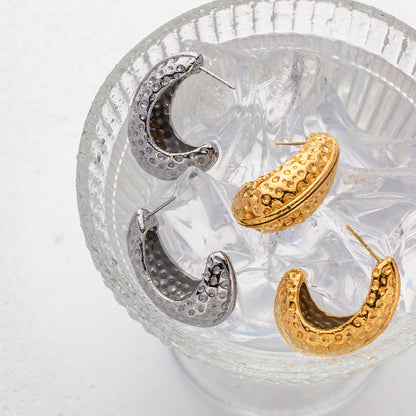 Temperament C-shaped hammer earrings