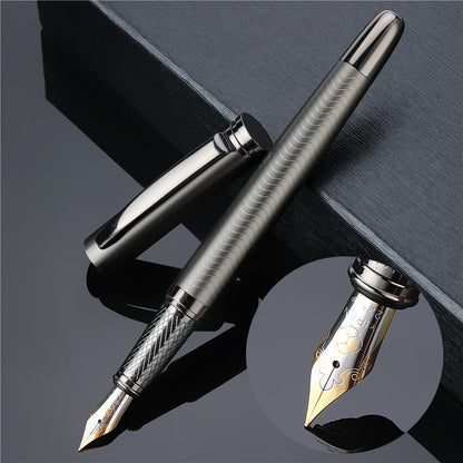 Pluma estilográfica de calidad negra 0,5 mm. 