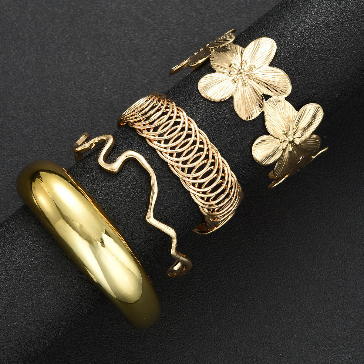 Spring Flower Bracelet 4-Piece Set