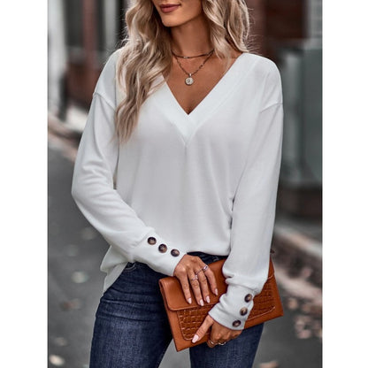 V-neck loose long-sleeved T-shirt