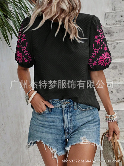Embroidered Crew Neck Bubble Short Sleeve Shirt