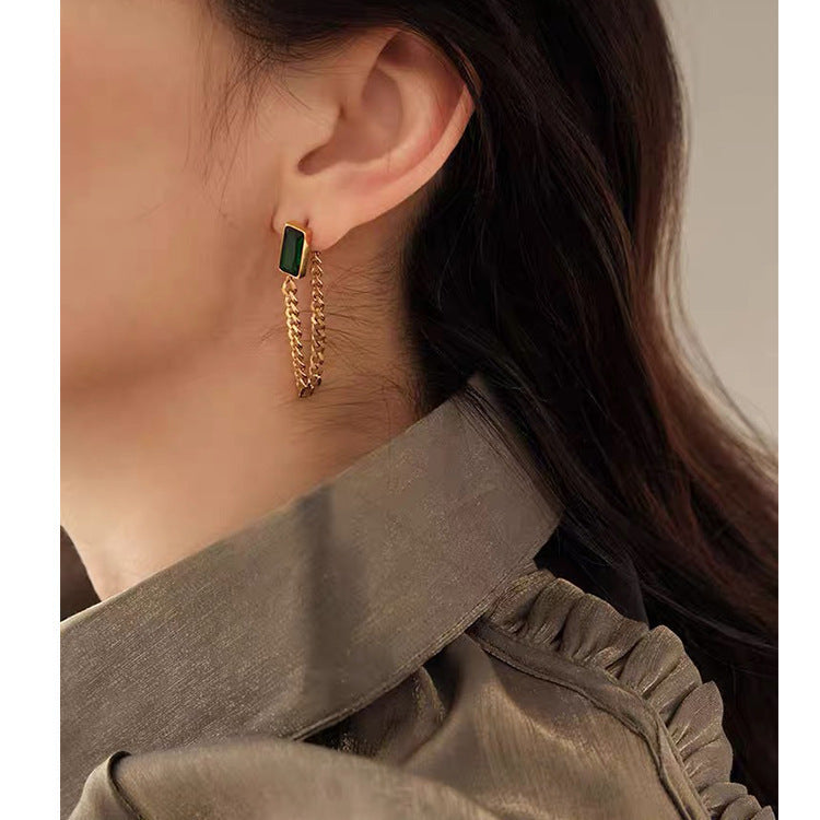 Women's Titanium-Steel Emerald Chain Necklace — French Retro Slim Style