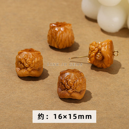 Barbie sandalwood carving lion head cat claw lotus pod accessories