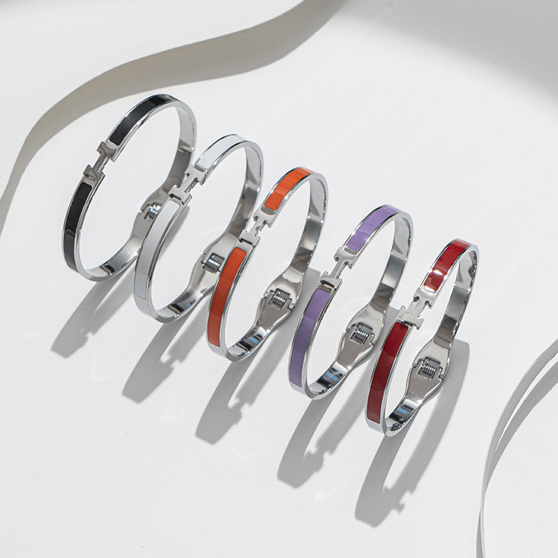 Pulseira de aço inoxidável com letra H, tendência da moda 