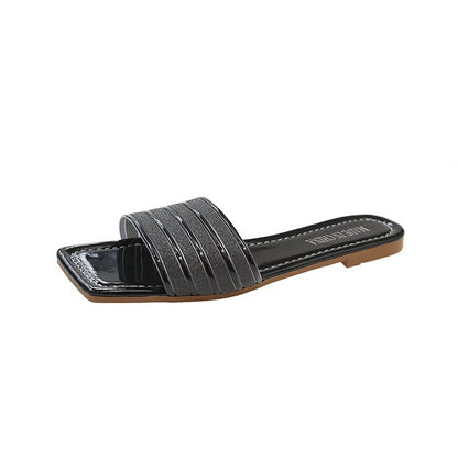 Simple rhinestone beach sandals