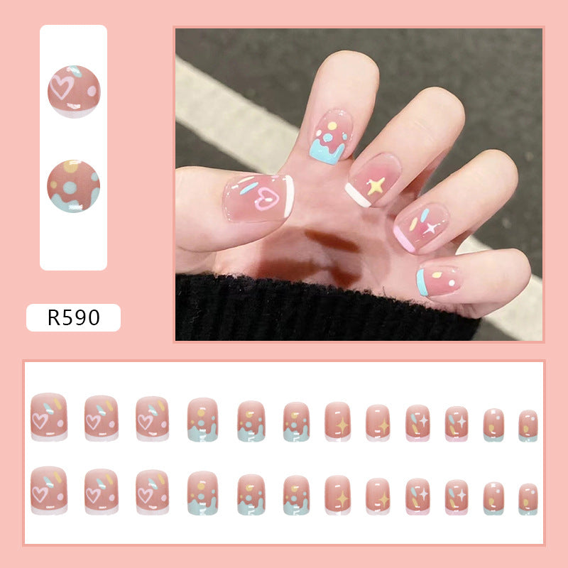 Uñas de color azul hielo puro 