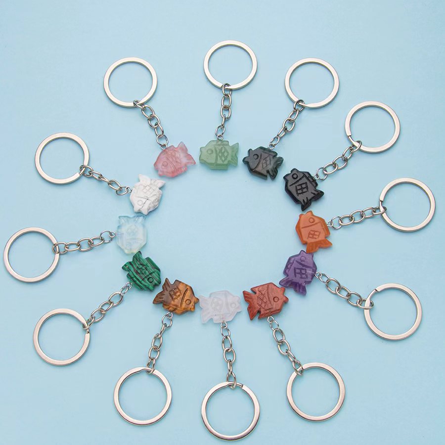 Crystal carved fish stainless steel keychain