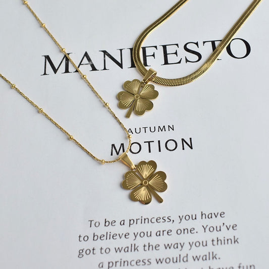 Women's Titanium Steel Four-Leaf Clover Snake Chain Necklace (Short)