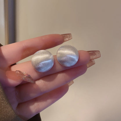 Frosted brushed golden bean ear needles