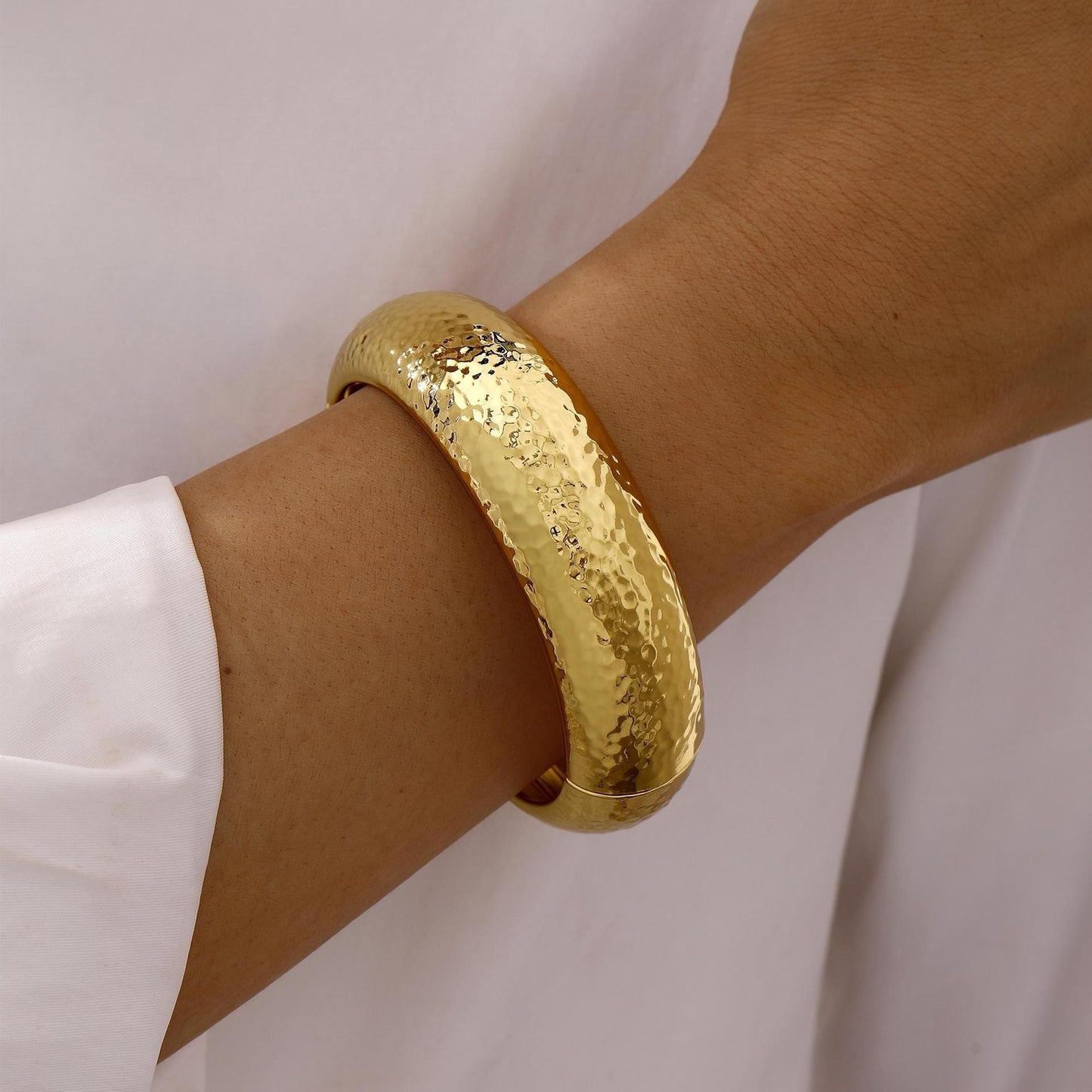 Wide-Edge Mirror Bracelet