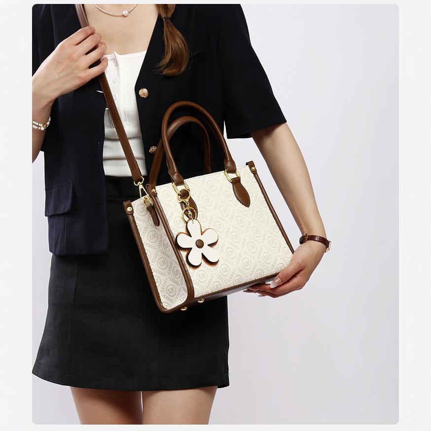Exquisite tote bag