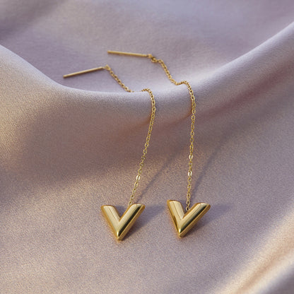 Four-leaf clover titanium steel ear buckle