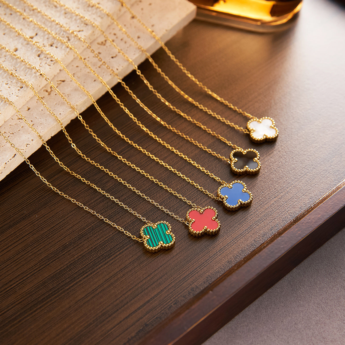 15mm 18K Gold-Plated Titanium Steel Double-Sided Four-Leaf Clover Collarbone Necklace — High Color Retention