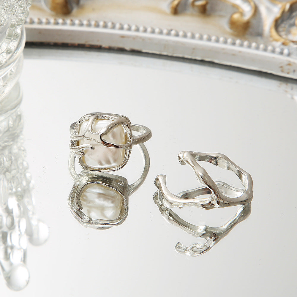 Irregular Pearl Ring Set