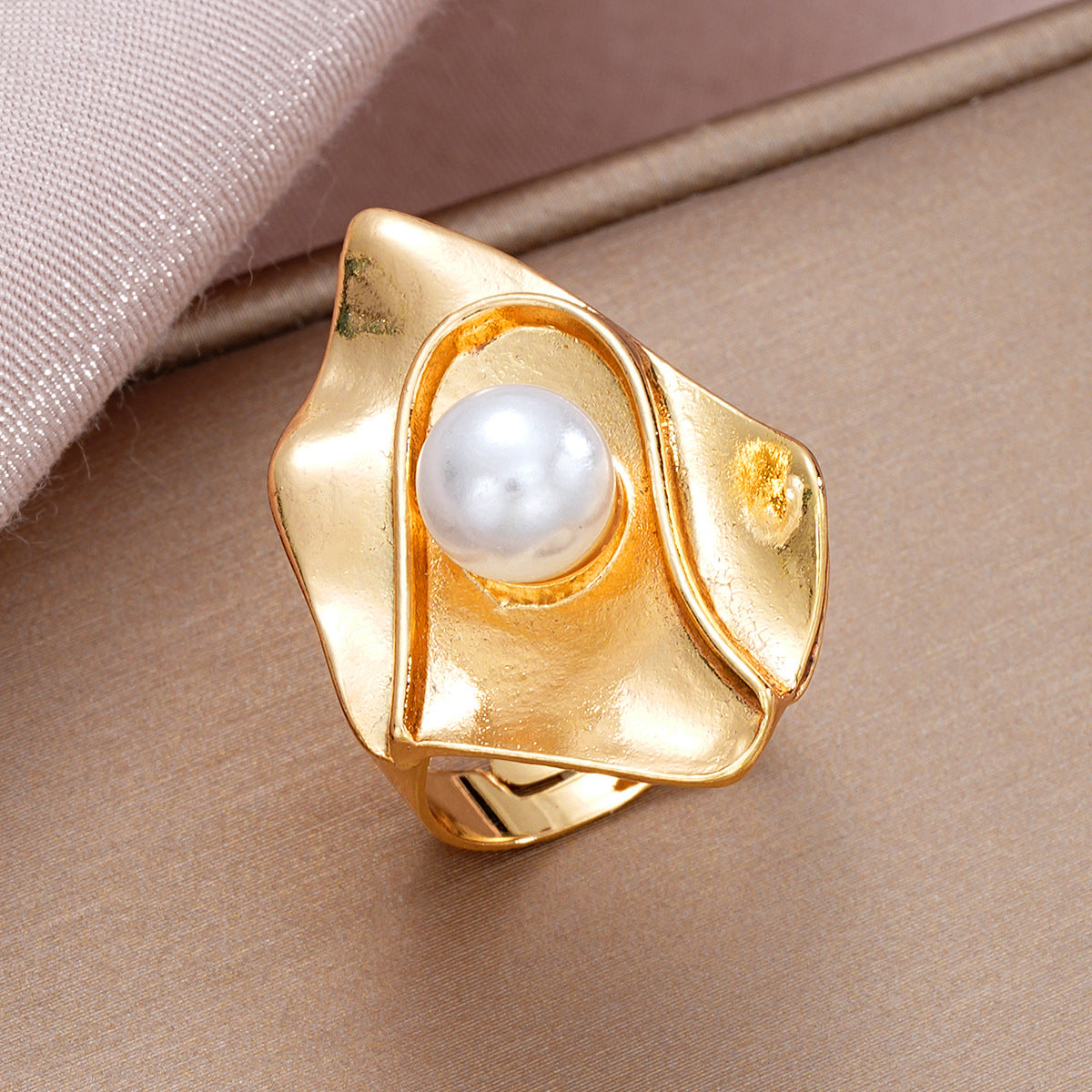 Irregular Imitation Pearl Gold Ring