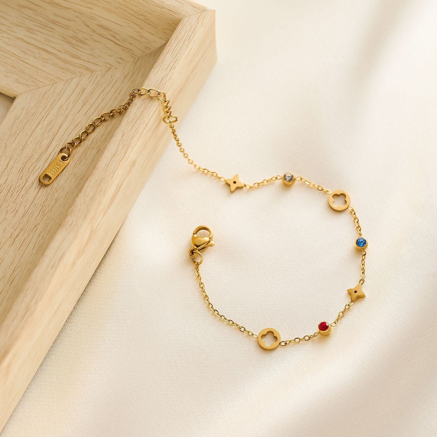 Women's 18K Color-Diamond Four-Leaf Flower Bracelet