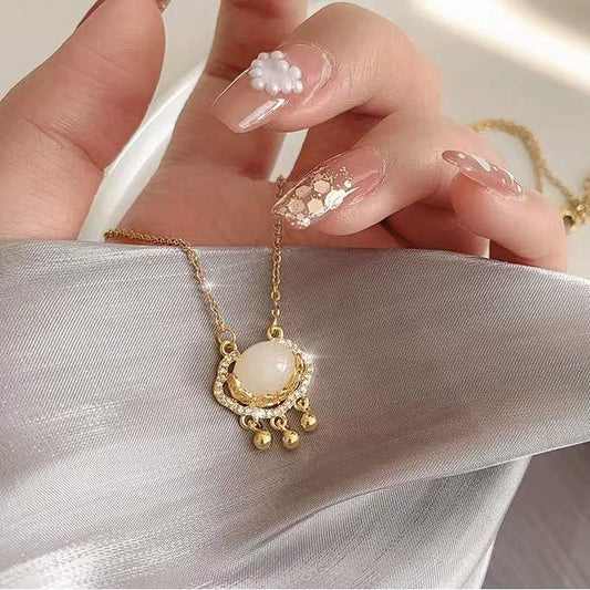 Women's Titanium Steel Ruyi (Cloud) Lock Collarbone Necklace