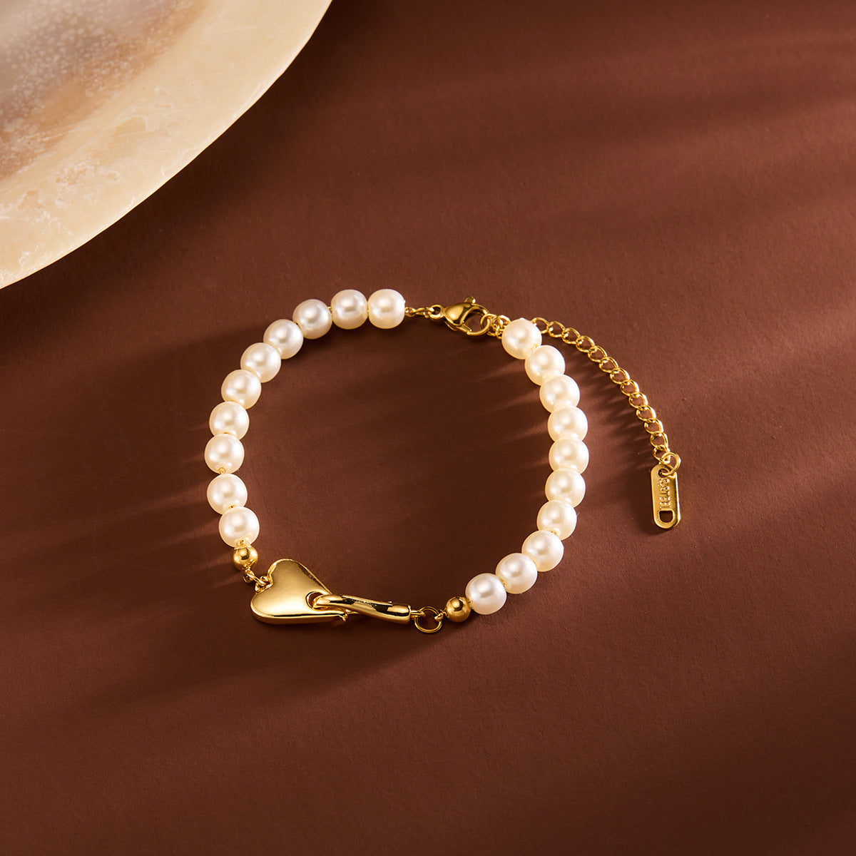 French-Style Titanium Steel Pearl Bracelet — Non-Fading