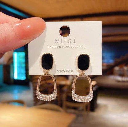 Geometric Diamond stud earrings for women