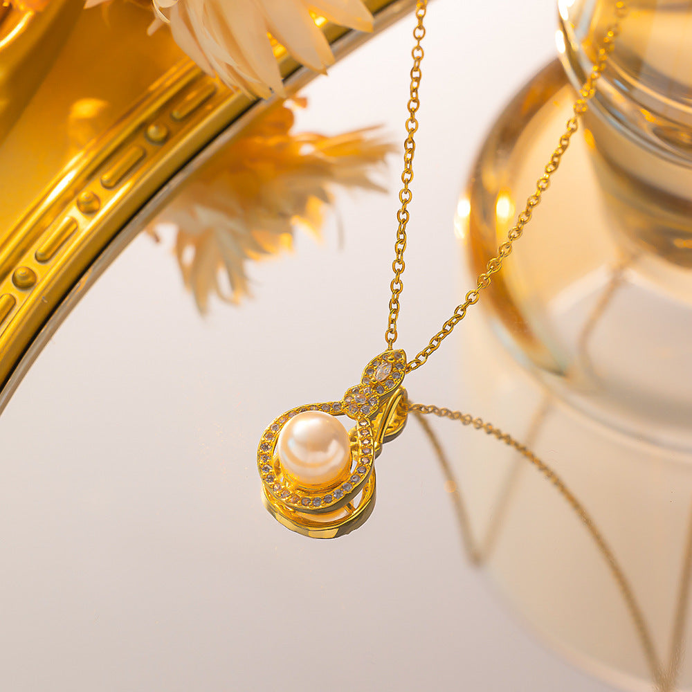 Women's Gold-Plated Titanium Steel Pearl Collarbone Necklace