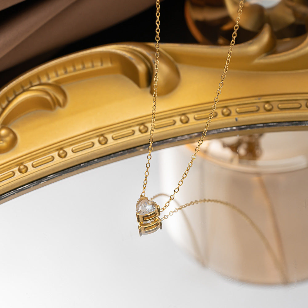 Exquisite and small love zircon titanium steel necklace