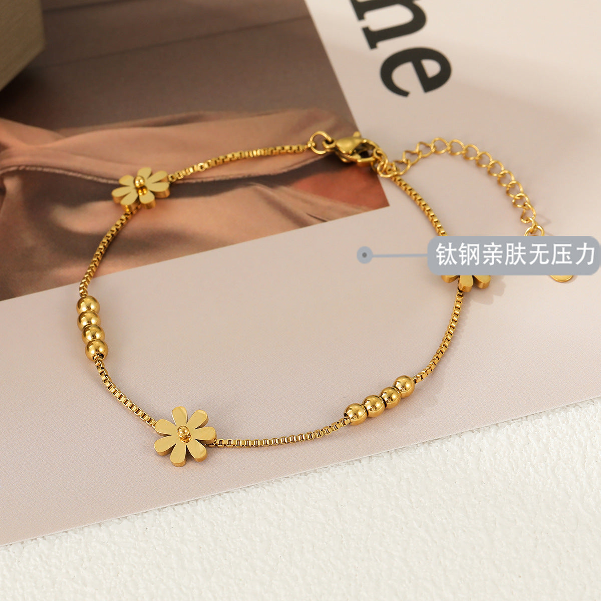 Sweet Daisy Titanium Steel Bead Bracelet — DIY Charm for Girls