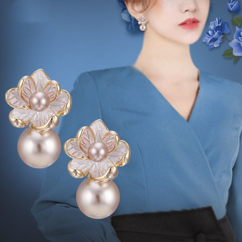 Temperament blue flower earrings
