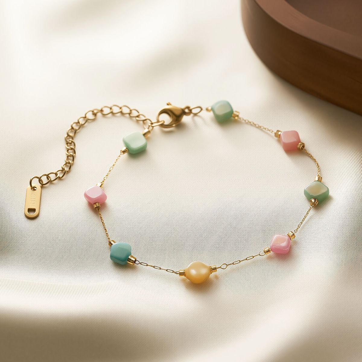 Women's Natural Stone Four-Leaf Clover Bracelet — Colorful, Non-Fading