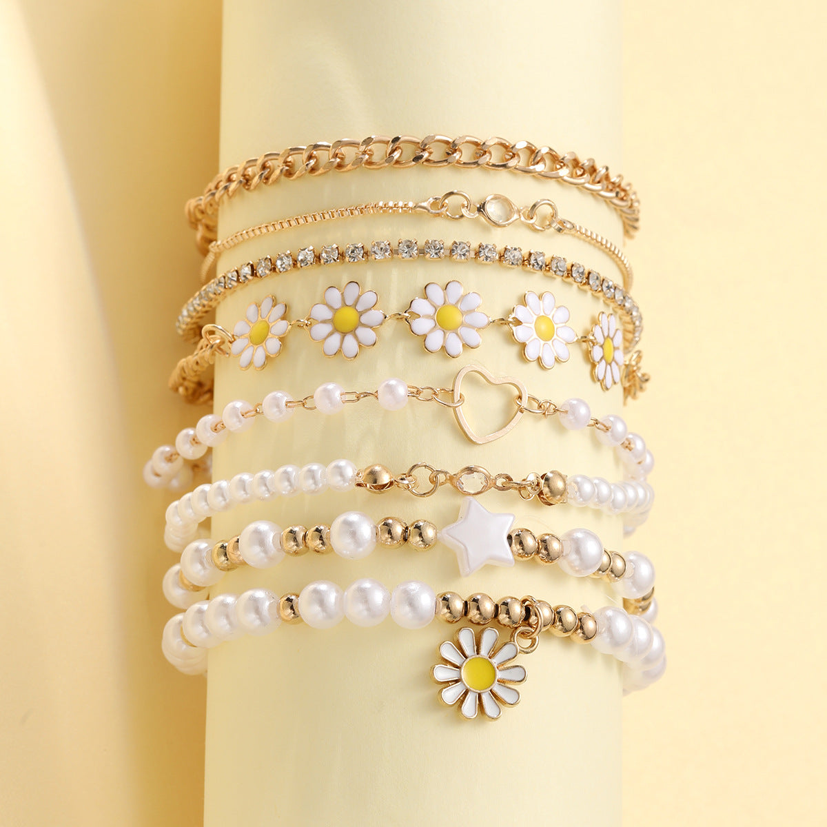 Daisy Pearl Bracelet 8-Piece Set