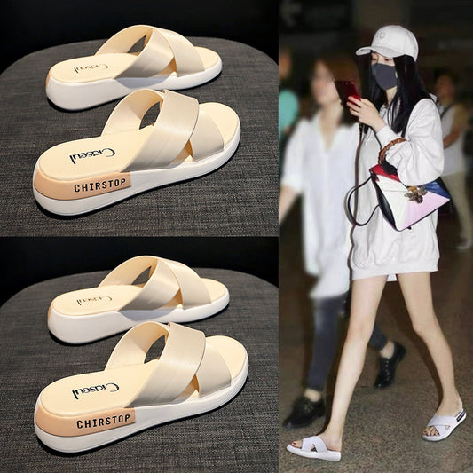 Slippers women wear thick-bottomed wedges in summer
