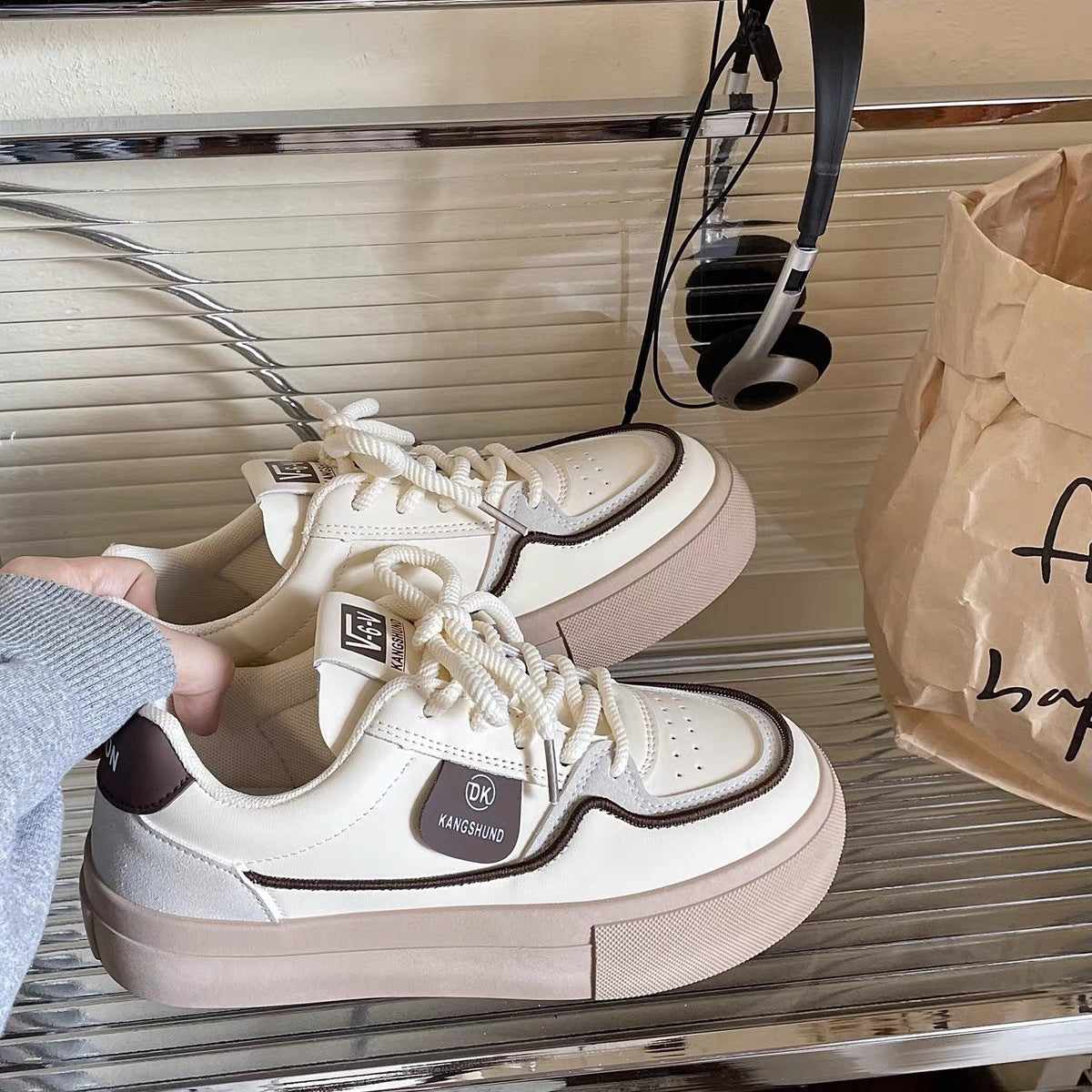 Vintage lace-up board shoes