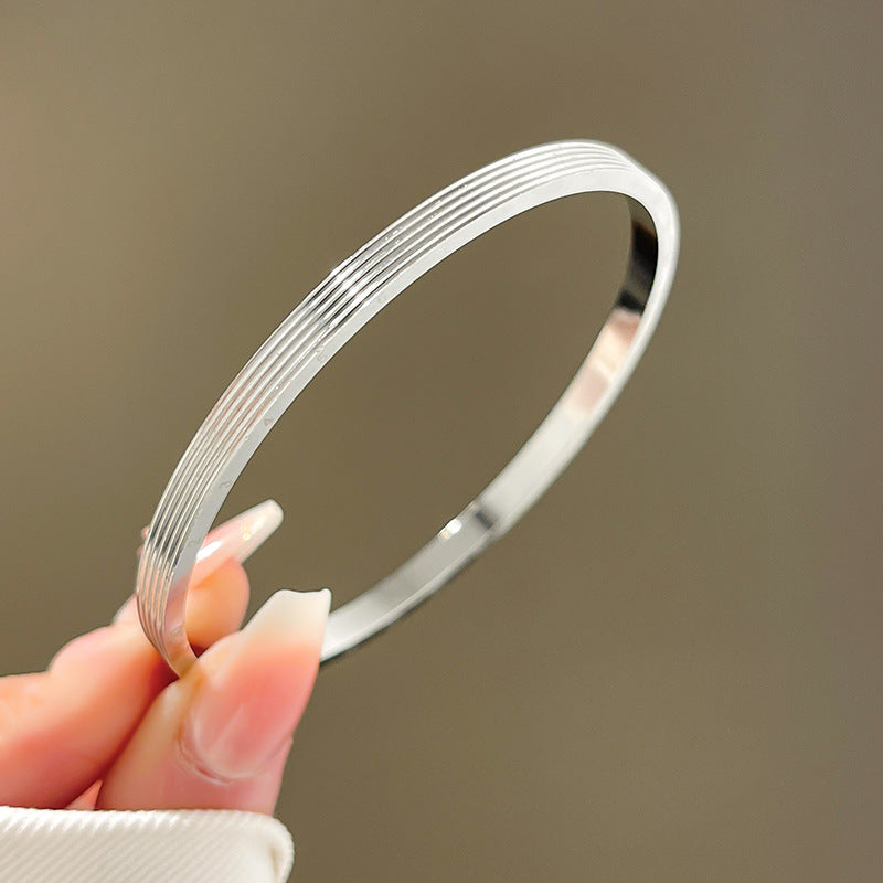 Four-leaf clover gypsy titanium steel bracelet