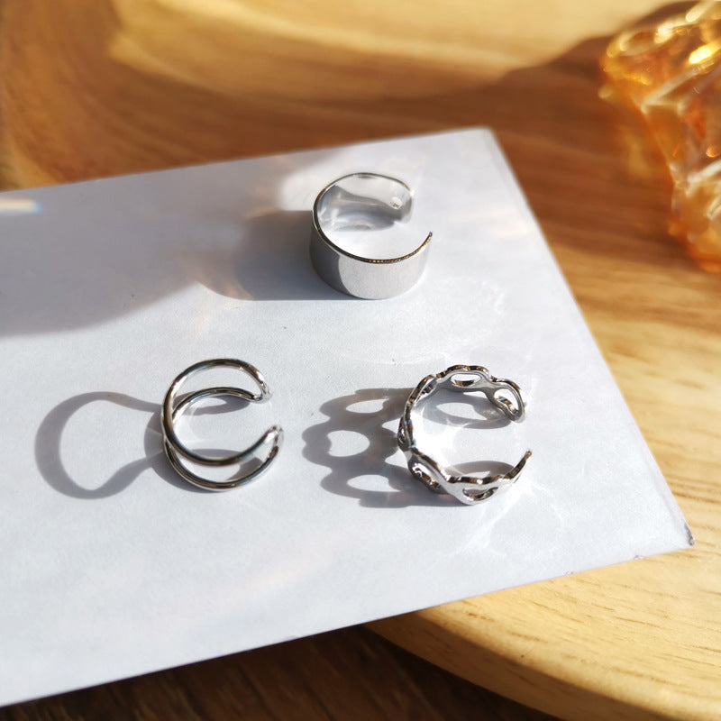 The new piercing-free ear clip set of three