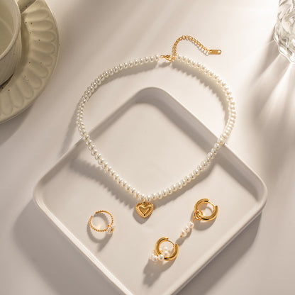Pearl Heart Pendant Necklace