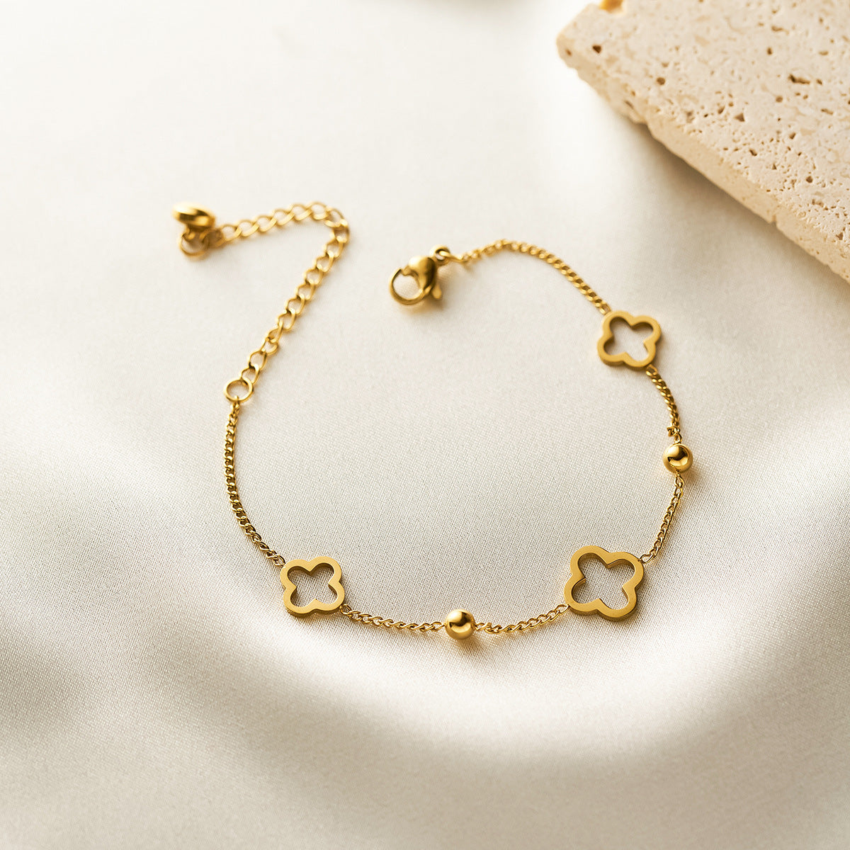 18K Gold Plated Four-Leaf Clover Bracelet