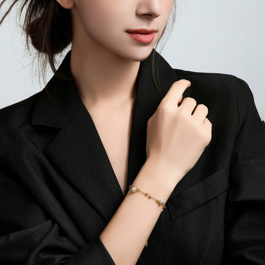 Titanium Steel Pearl & Star Necklace — Geometric Clavicle Chain