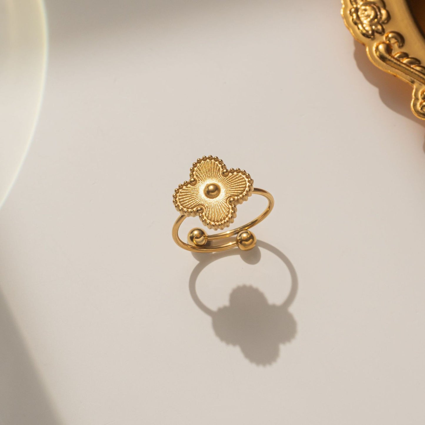 18K Gold Double-Sided Four-Leaf Clover Bracelet — High Color Retention