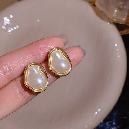 Ancient Baroque special-shaped pearl earrings
