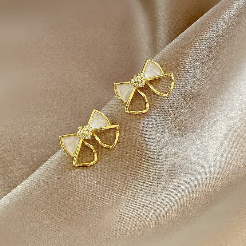 Black Diamond Pearl Bow Earrings fashion